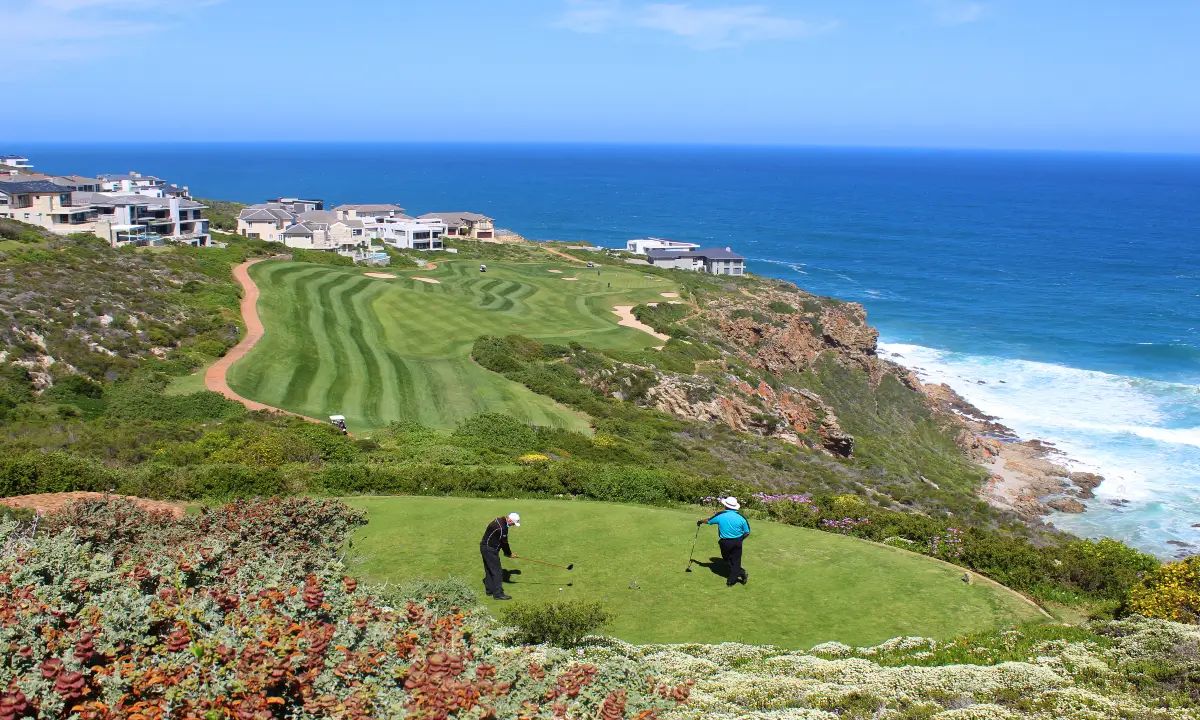 Golf course on the cliffs at Pinnacle Point