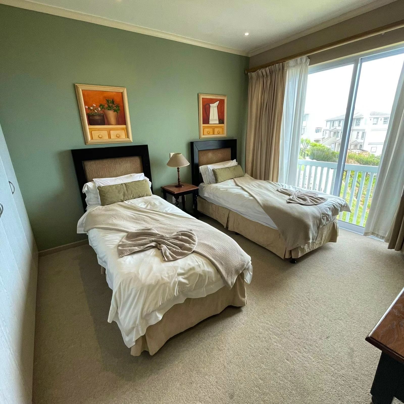 Third bedroom with two single beds